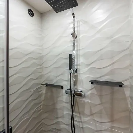 Lägenhet Les Sainte Claire Annecy